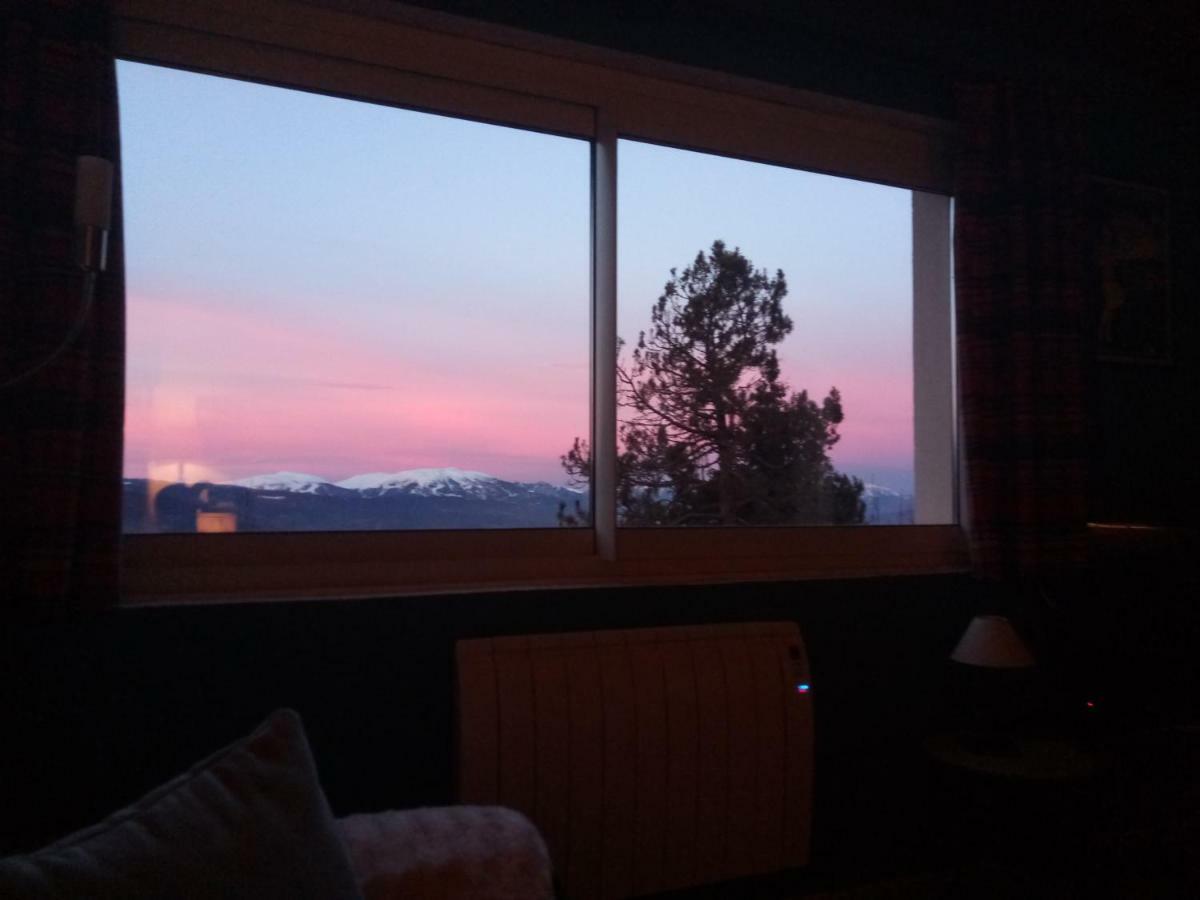 Appartement Grand F3 Terrasse, Vue à Font-Romeu-Odeillo-Via Extérieur photo